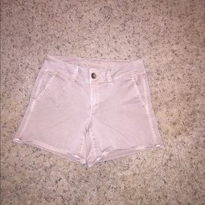Kaki shorts